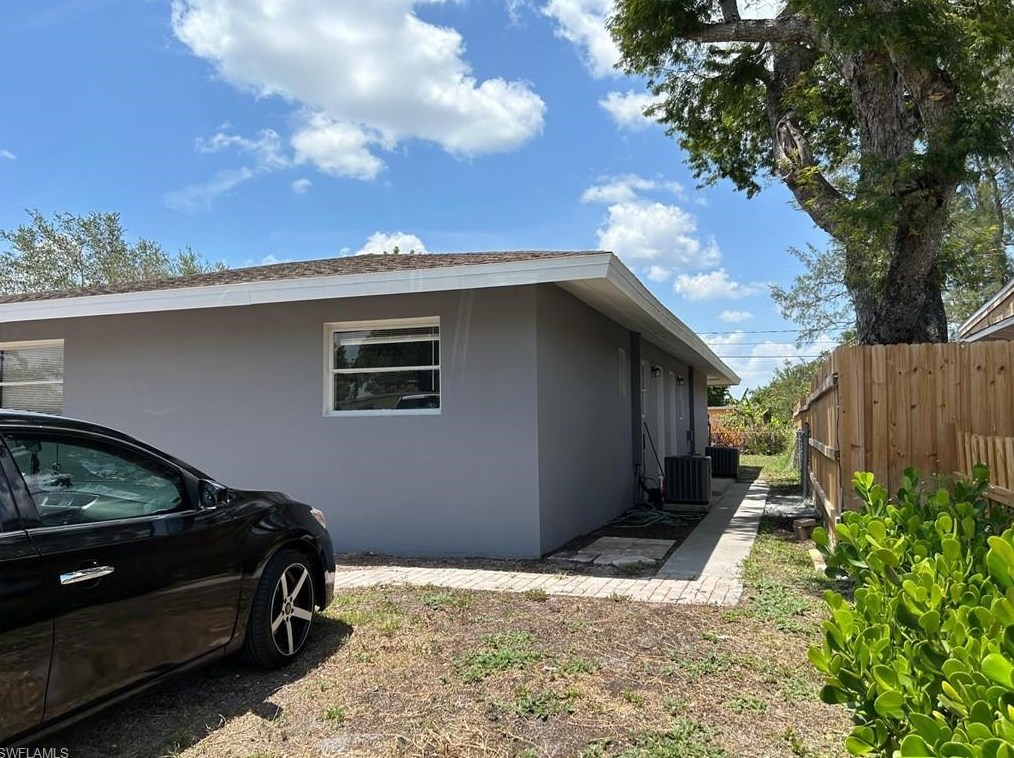 3131 Francis Ave, Naples, FL 34112-3815