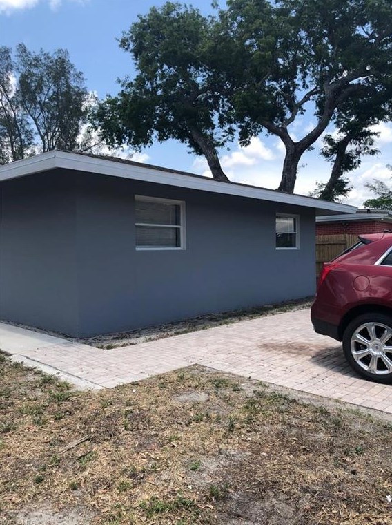 3131 Francis Ave, Naples FL 34112-3815 exterior