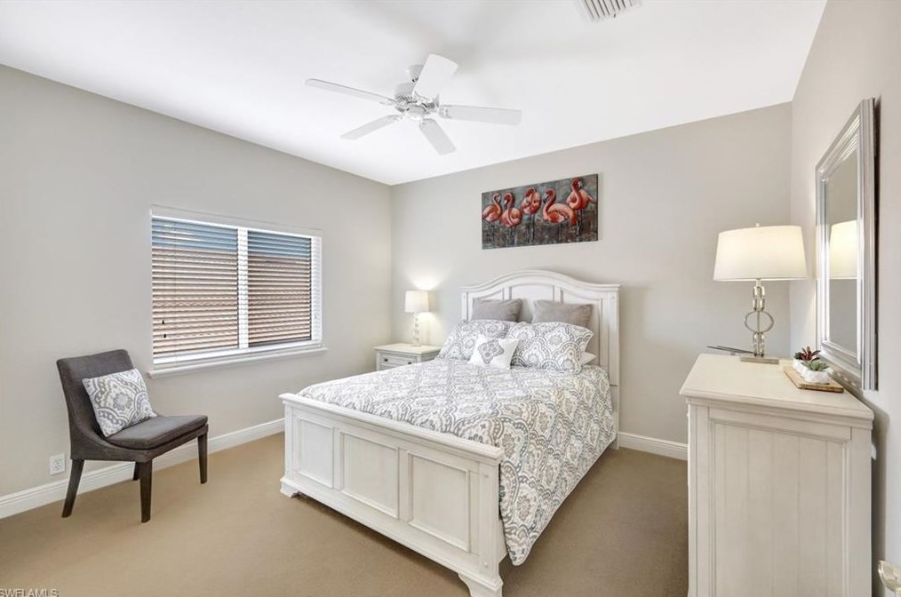 9231 Troon Lakes Dr, Naples FL  34109-4317 exterior