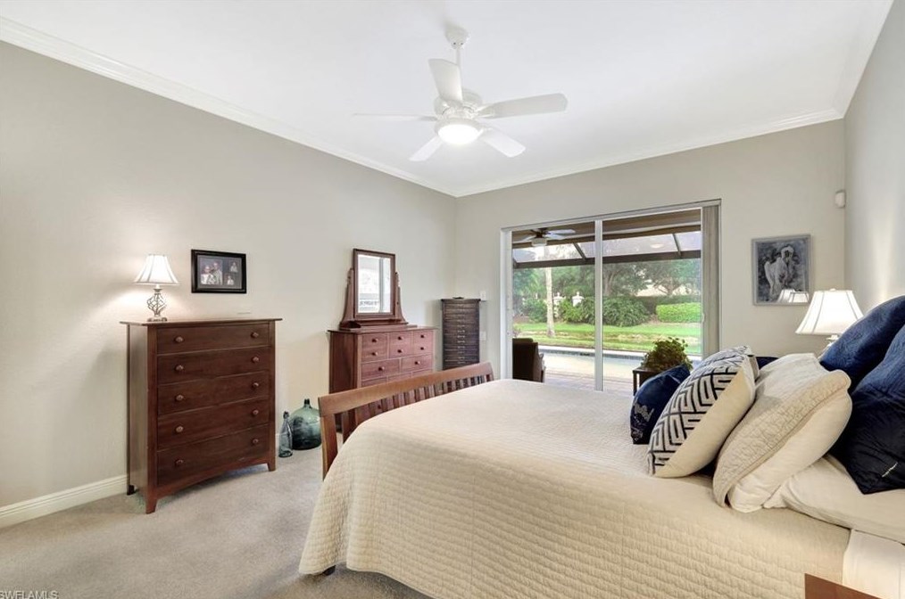9231 Troon Lakes Dr, Naples FL  34109-4317 exterior