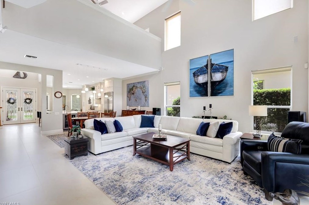9231 Troon Lakes Dr, Naples FL  34109-4317 exterior