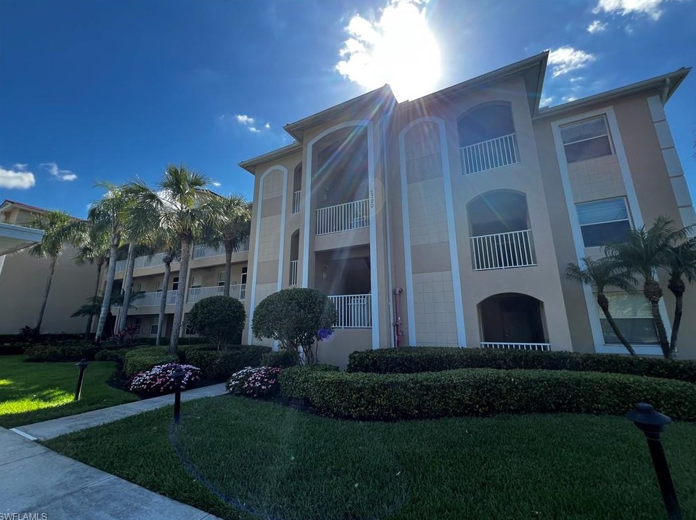 2720 Cypress Trace Cir, Naples FL  34119-8547 exterior