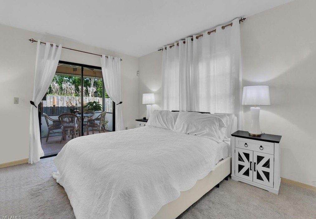 845 107 Ave, Naples FL 34108-1858 exterior