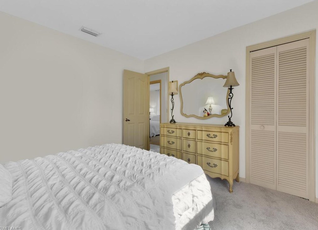 845 107 Ave, Naples FL 34108-1858 exterior