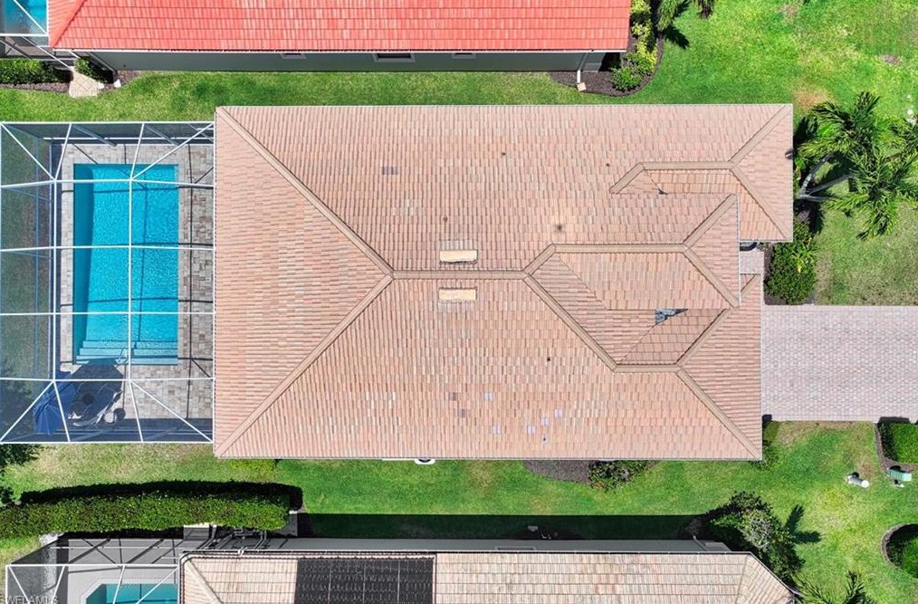 5572 Lago Villaggio Way, Naples FL 34104-5737 exterior