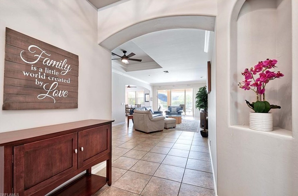 5572 Lago Villaggio Way, Naples FL 34104-5737 exterior