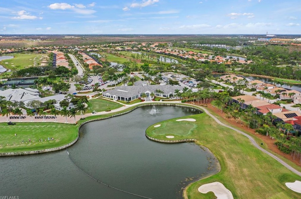 10137 Colonial Country Club Blvd, Fort Myers FL  33913-7048 exterior