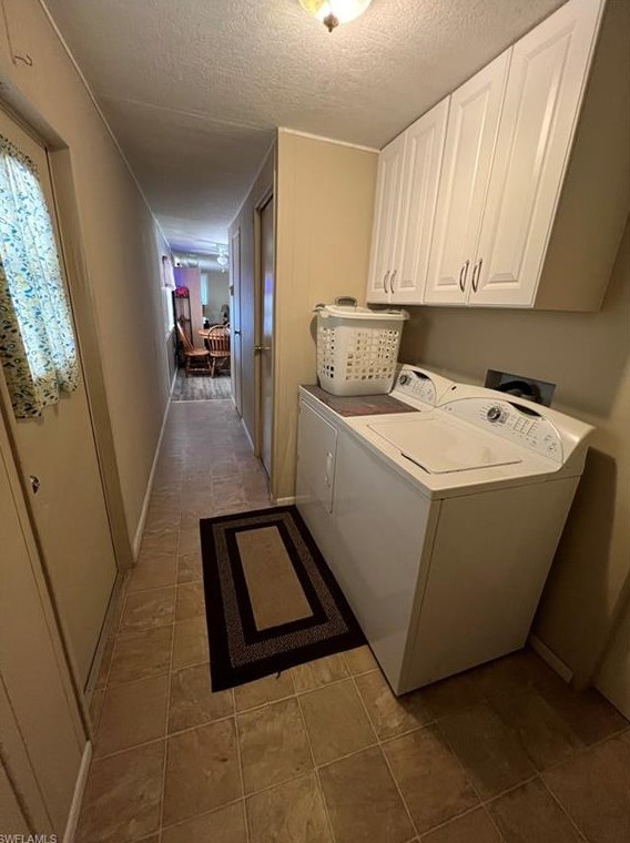 160 Grassy Key Ln, Naples FL  34114-8435 exterior