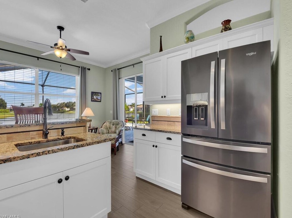 856 Grand Rpd Blvd, Naples FL 34120-4429 exterior