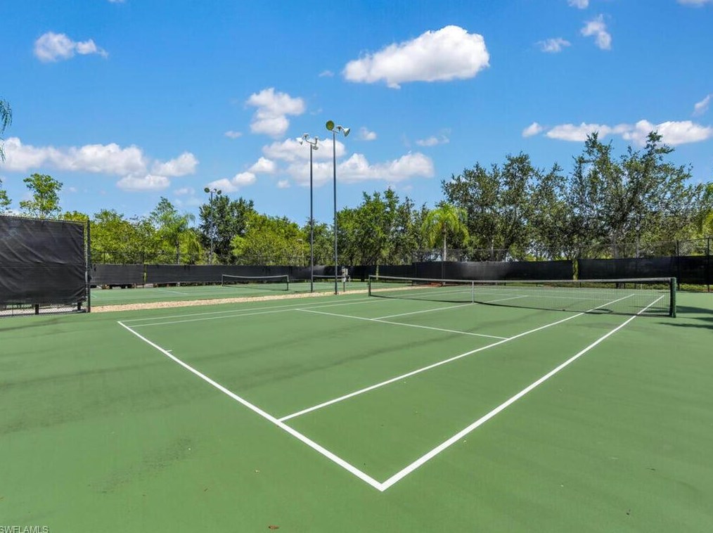 856 Grand Rpd Blvd, Naples FL 34120-4429 exterior