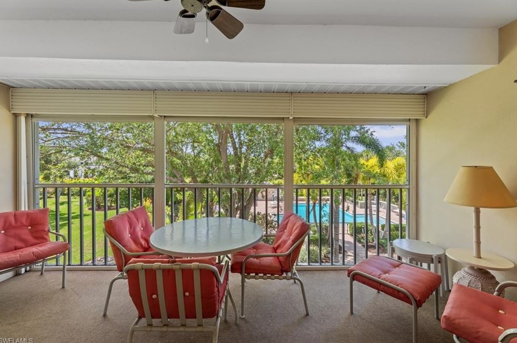 430 Sugar Pine Ln, Naples, FL 34108-2571