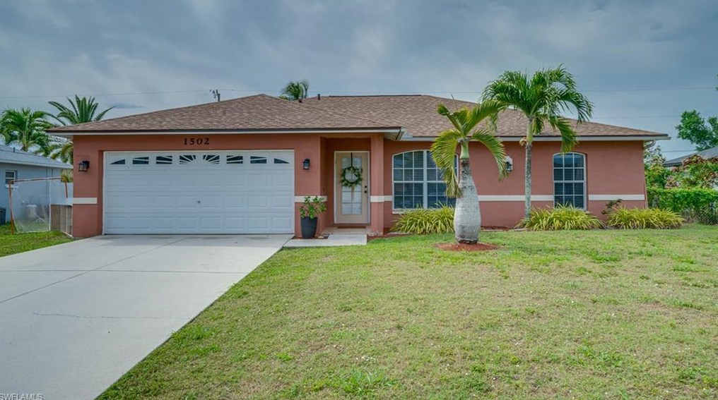 1502 Sw 14th St, Cape Coral, FL 33909