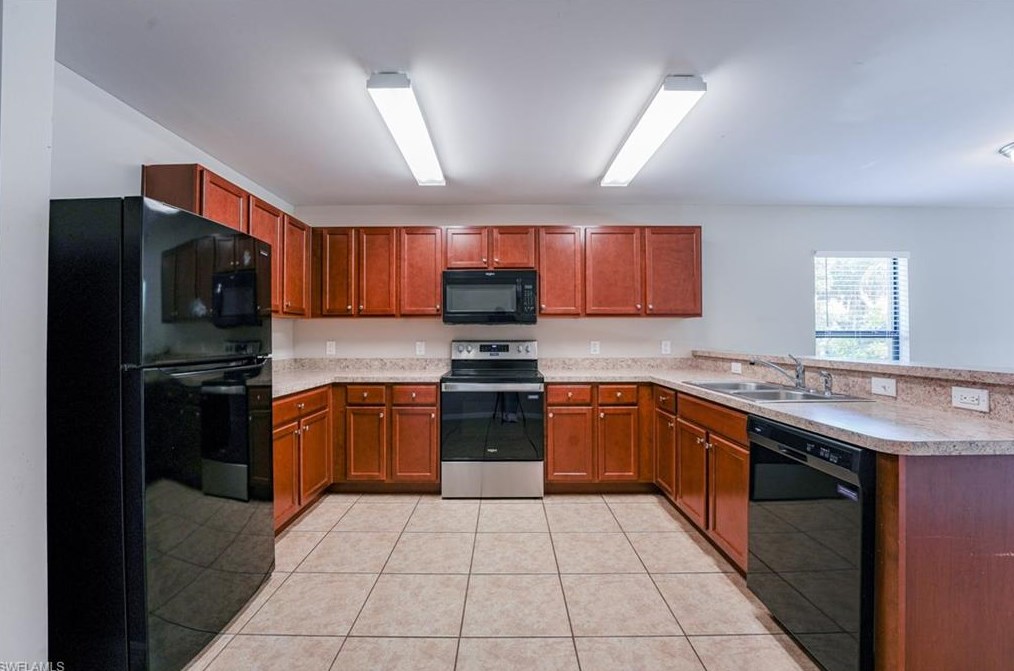 133 Shadow Lk Dr, Lehigh Acres FL 33974-0826 exterior