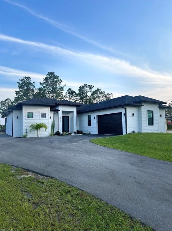 2740 35th Ave Ne, Naples, FL 34120