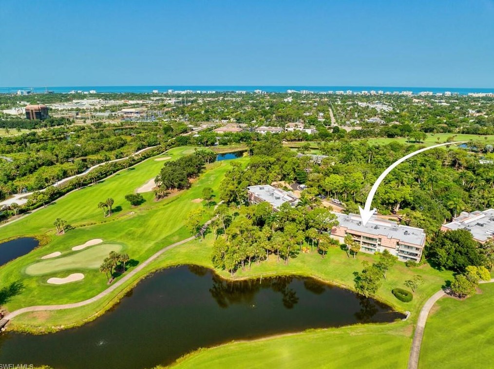 105 Clubhouse Ln, Naples, FL 34105-2943