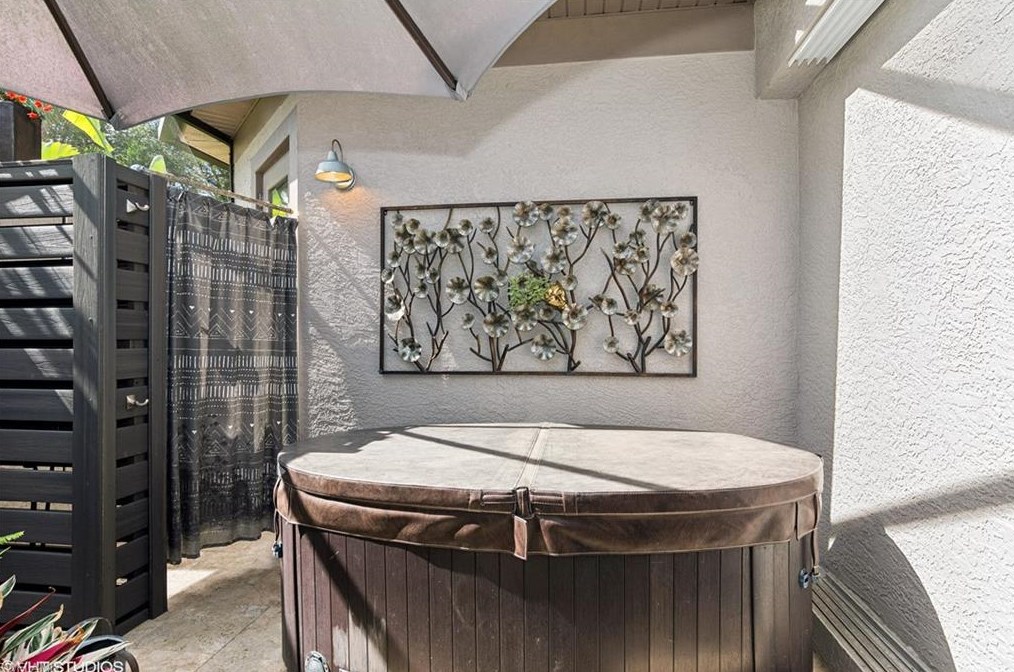 8538 Chase Preserve Dr, Naples FL 34113-2690 exterior