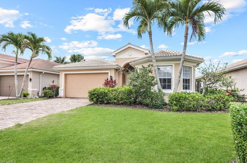 5576 Lago Villaggio Way, Naples, FL 34104-5737
