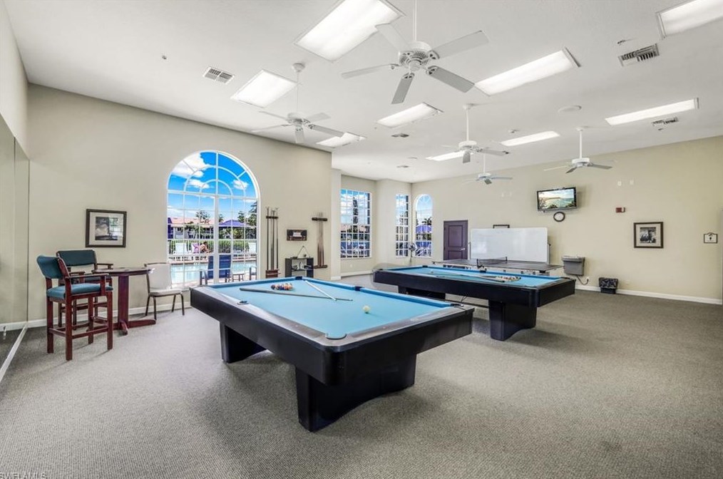 5576 Lago Villaggio Way, Naples FL 34104-5738 exterior