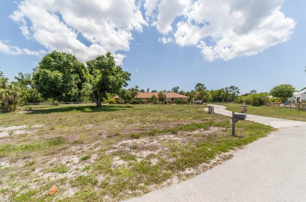 15971 Triple Crown Ct, Fort Myers, FL 33912-2311