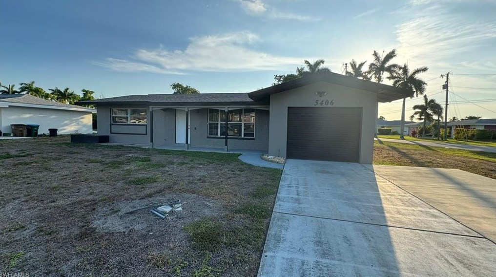 5406 Bayshore Ave, Cape Coral, FL 33904-5856