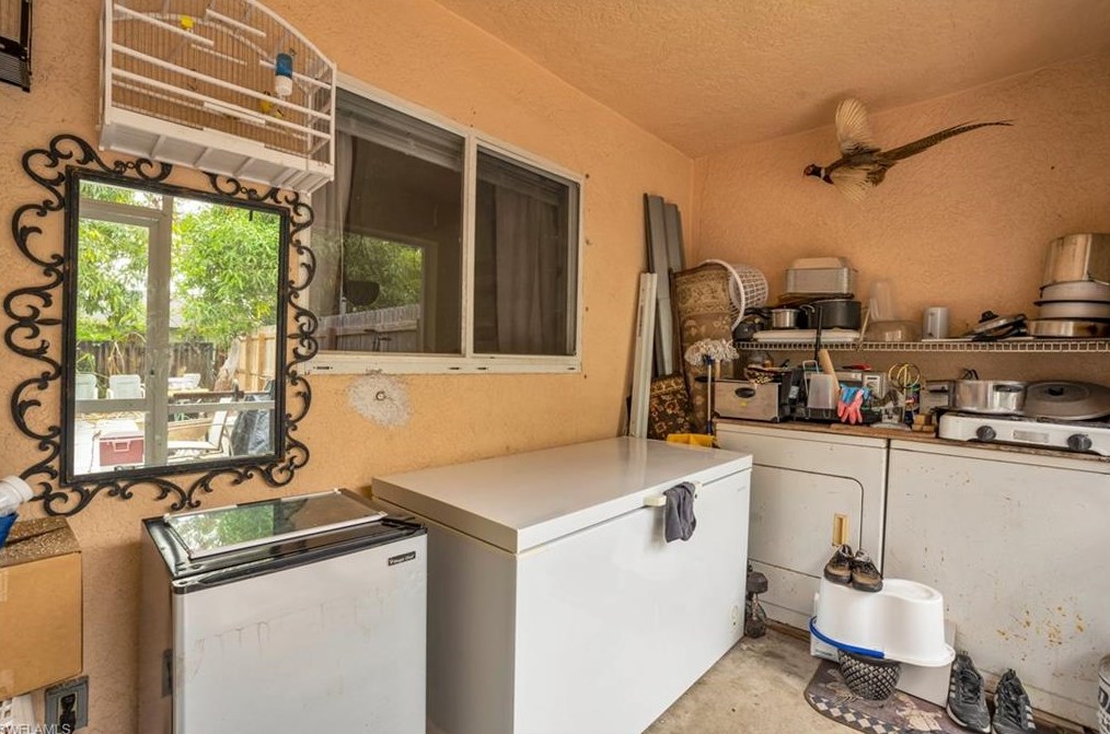 2388 55th Ter, Naples FL 34116-5681 exterior