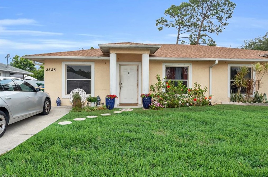 2388 55th Ter, Naples FL 34116-5681 exterior