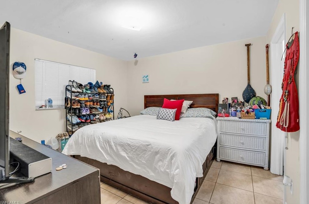 2388 55th Ter, Naples FL 34116-5681 exterior