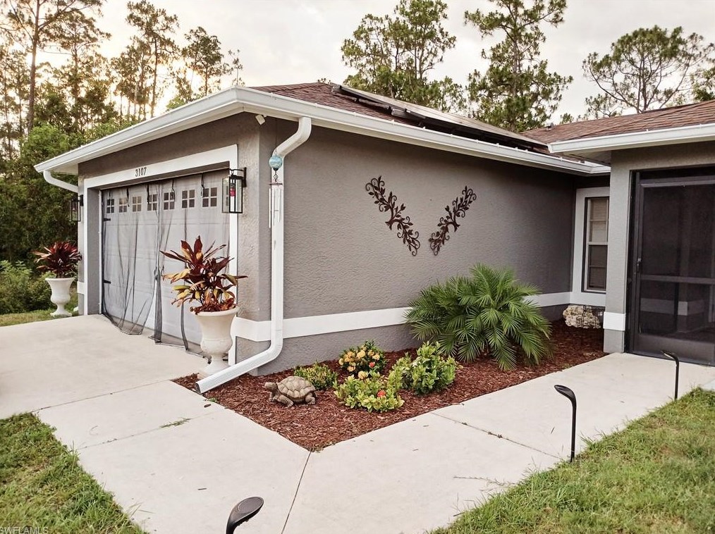 3107 5th St, Lehigh Acres, FL 33976-2407