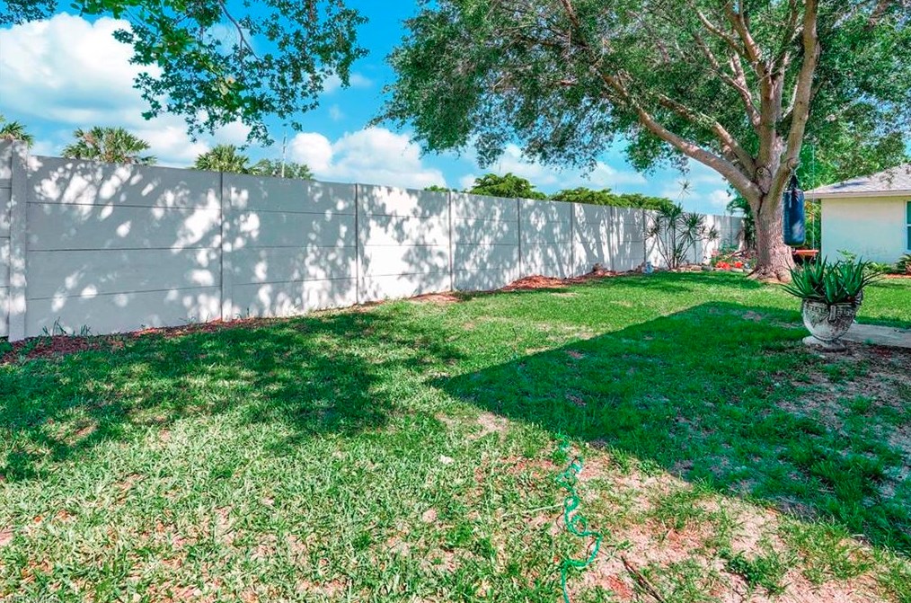 9954 Country Oaks Dr, Fort Myers FL  33967-6215 exterior