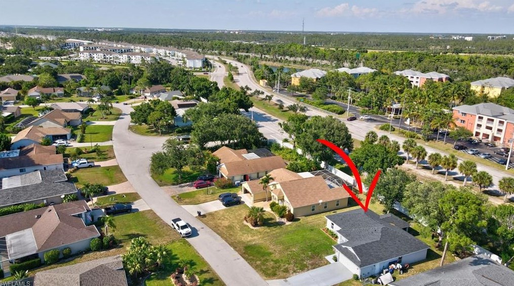 9954 Country Oaks Dr, Fort Myers FL  33967-6215 exterior