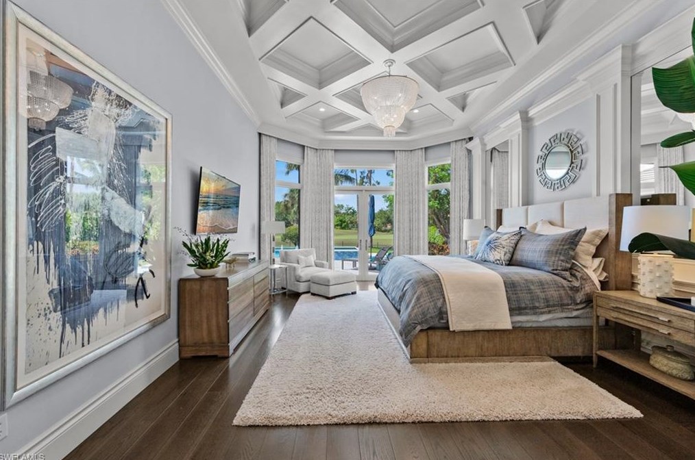 5018 Groveland Ter, Naples FL 34119-8429 exterior