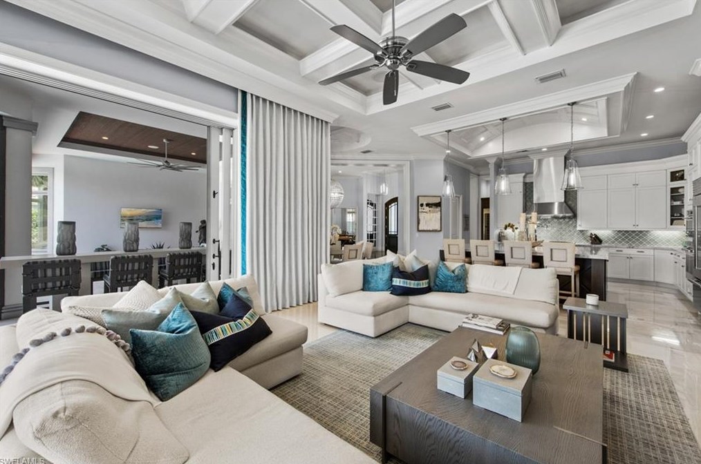 5018 Groveland Ter, Naples FL 34119-8429 exterior