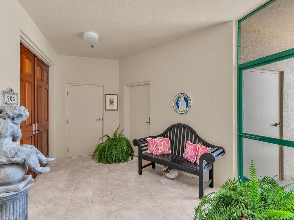 930 Cape Marco Dr #906, Marco Island, FL 34145
