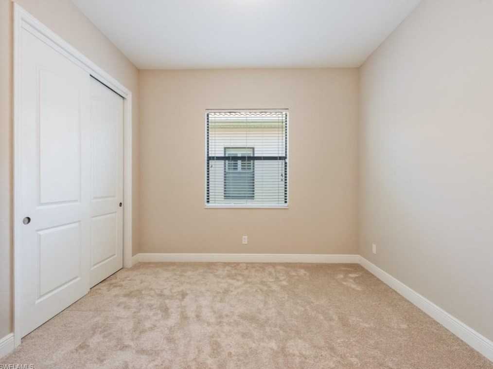 1638 Serrano Cir, Naples FL 34105-4953 exterior