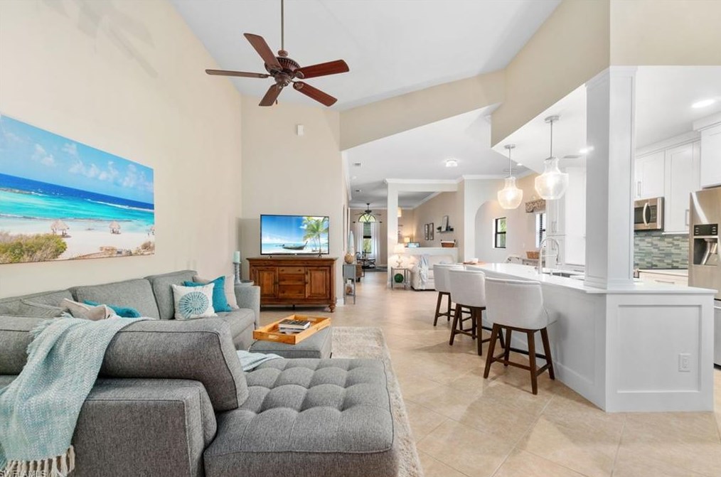 27000 Adriana Cir #201, Bonita Springs, FL 34135