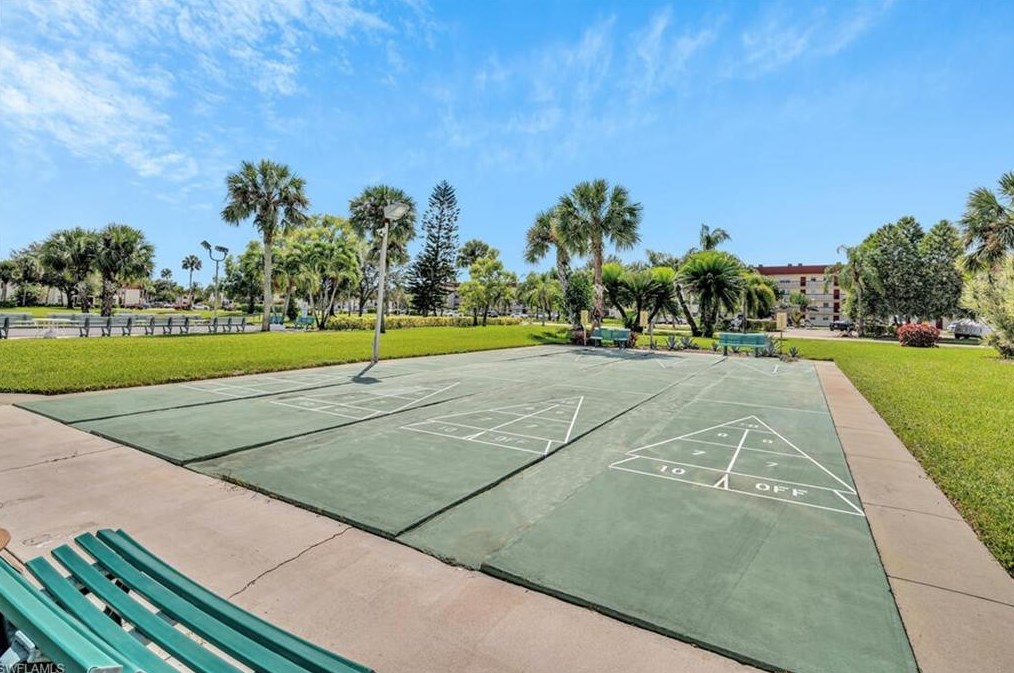 4266 27th Ct, Naples FL  34116-7988 exterior