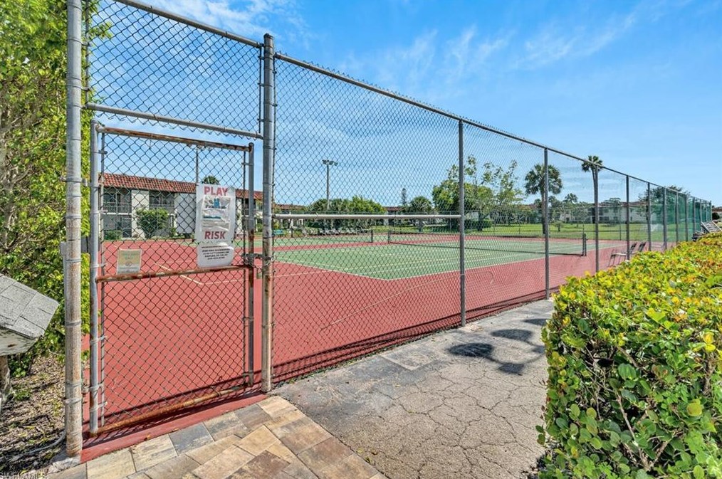 4257 27th Ct, Naples FL  34116-7970 exterior