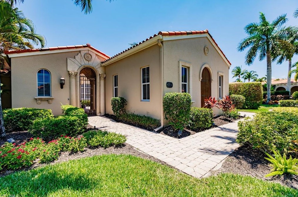 8516 Bellagio Dr, Naples, FL 34114-6434