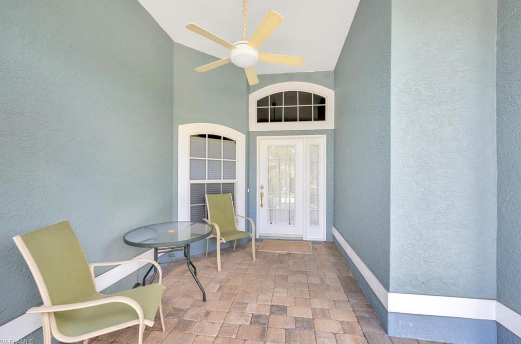7773 Scarlet Ct, Naples, FL 34104-6415