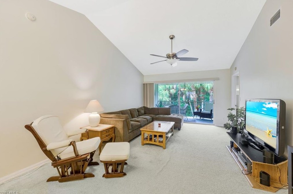 661 Squire Cir, Naples, FL 34104-6511