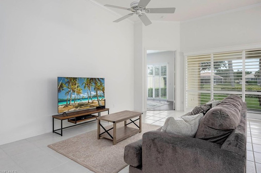 2938 Gilford Way, Naples, FL 34119-7523