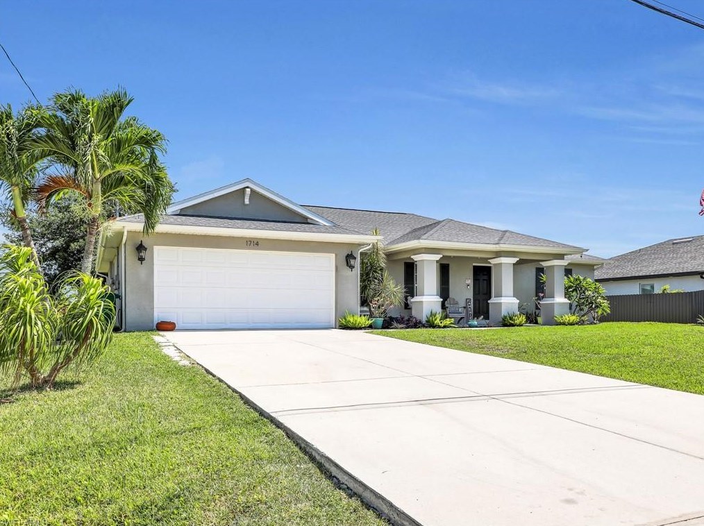 1714 34th Ln, Cape Coral, FL 33909-7356