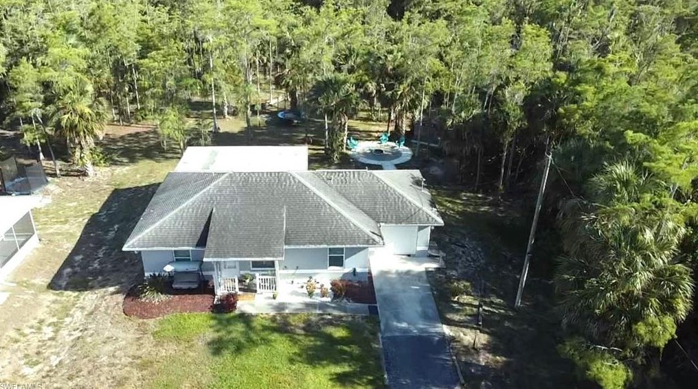 3260 27th Ave, Naples, FL 34120-1564