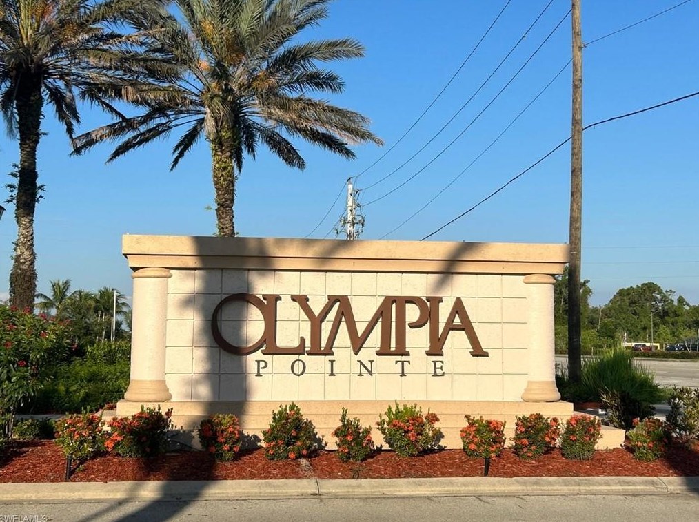 8591 Athena Ct, Lehigh Acres, FL 33971