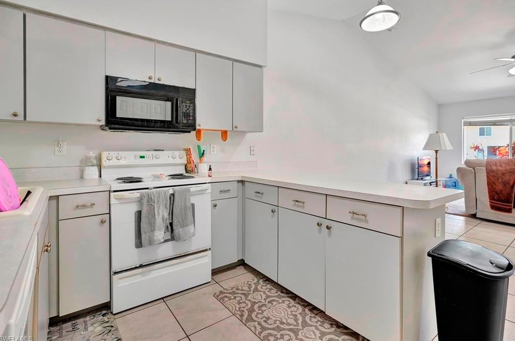 8462 Matanzas Rd, Fort Myers, FL 33967-3481