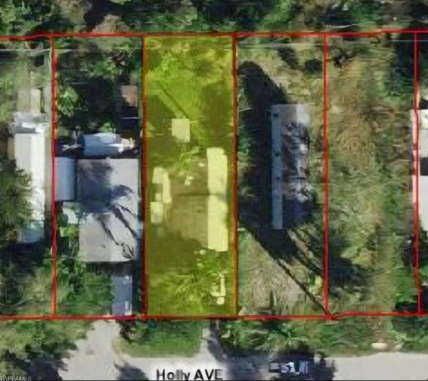 2593 Holly Ave, Naples, FL 34112-7315