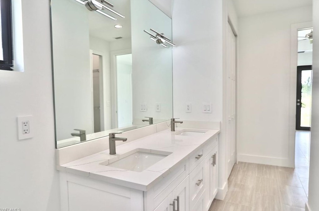 4839 16 St, Naples FL 34120-0064 exterior