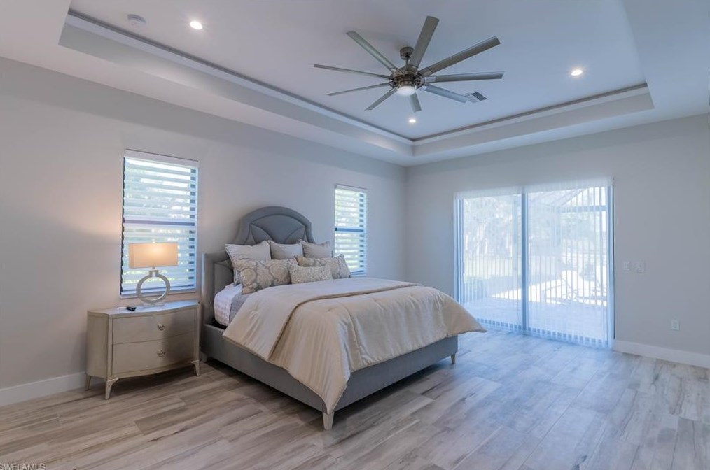 9974 Winterview Dr, Naples FL 34109-1519 exterior