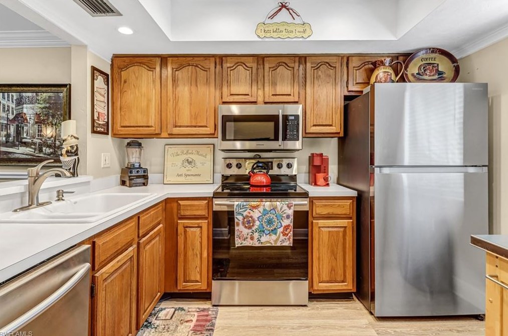 1036 Pine Isle Ln #1036, Naples, FL 34112