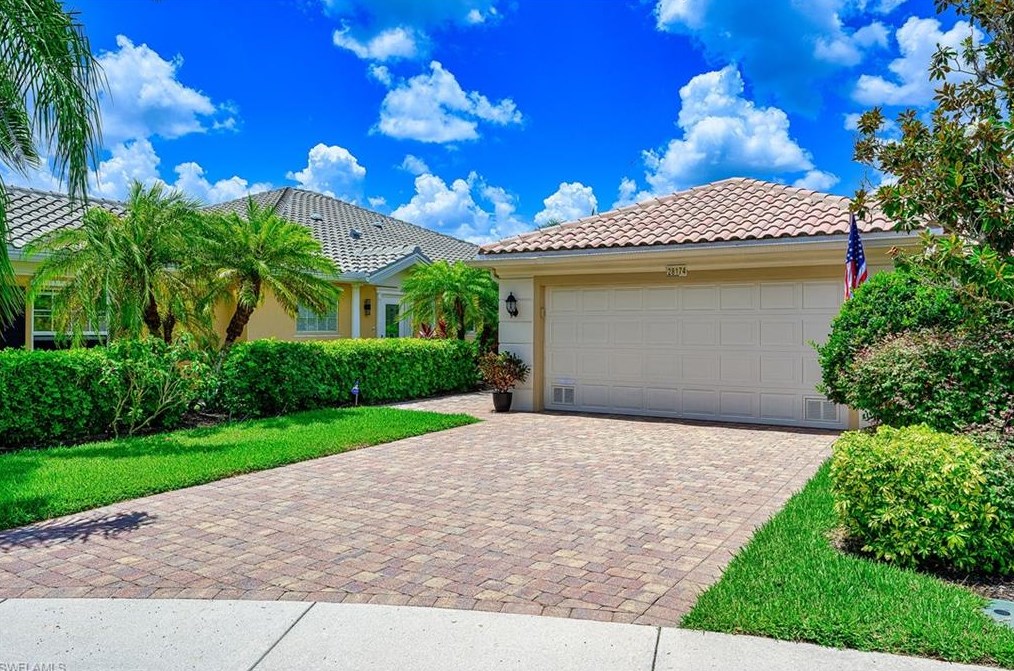 28174 Islet Trl, Bonita Springs, FL 34135-8507